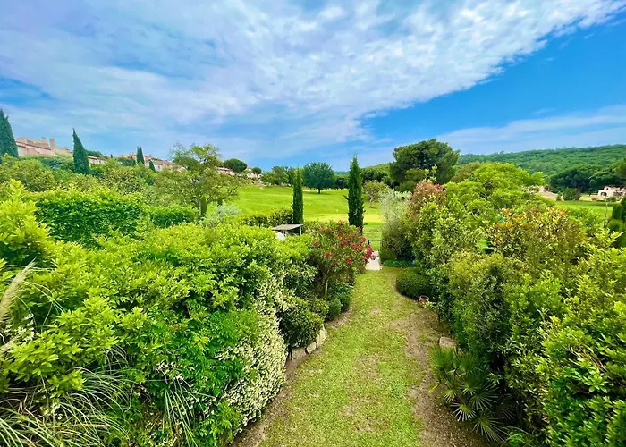 Maison Domaine Golf Country Club De St-Tropez