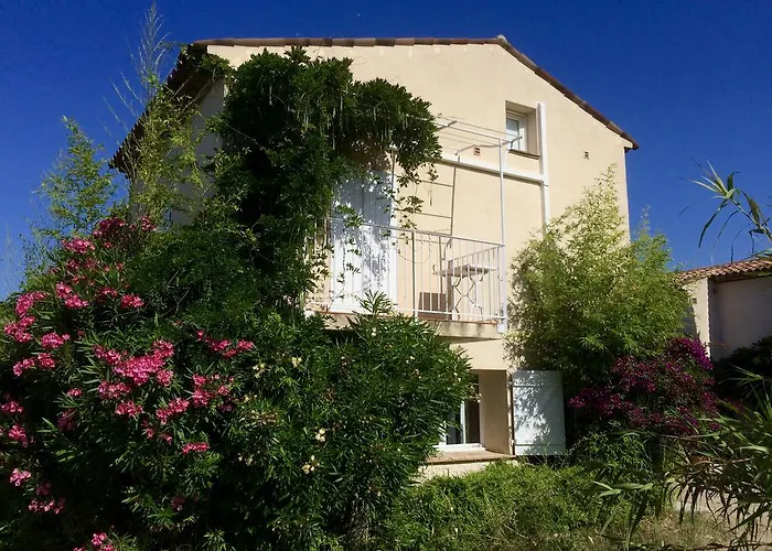 Maison D'Elie